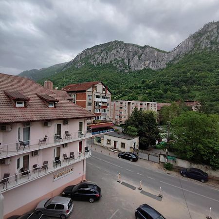 Pensiunea Paradis Băile Herculane Eksteriør billede