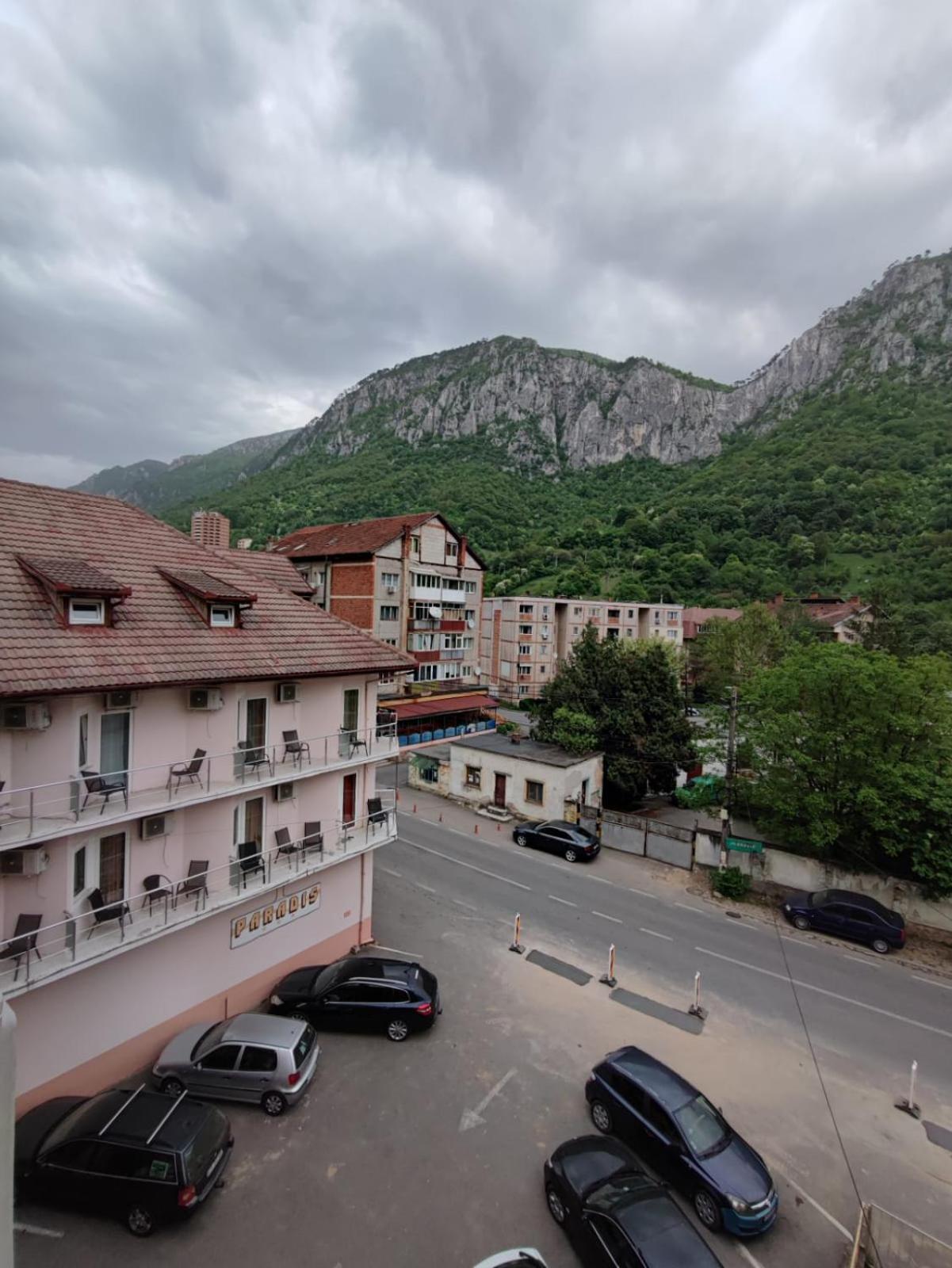 Pensiunea Paradis Băile Herculane Eksteriør billede